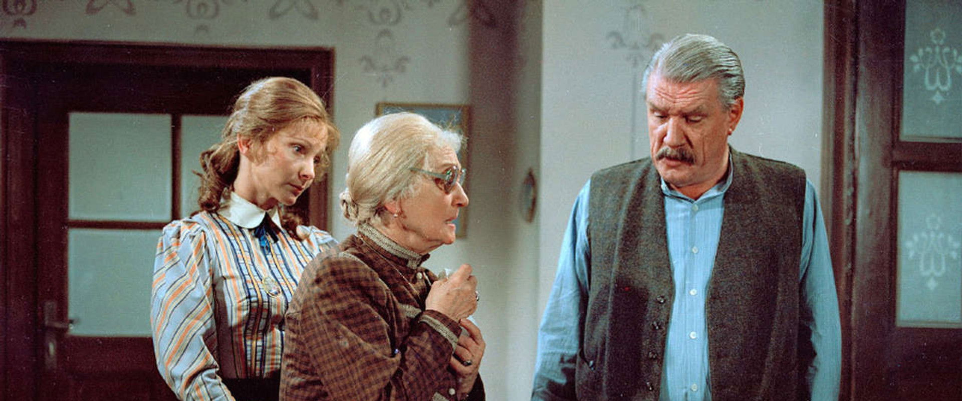 Nebožtíci na bále's banner image