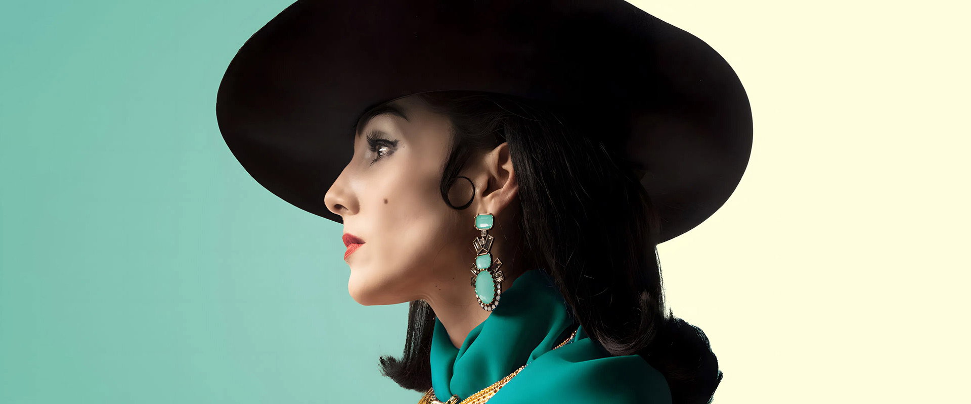 María Félix La Doña's banner image