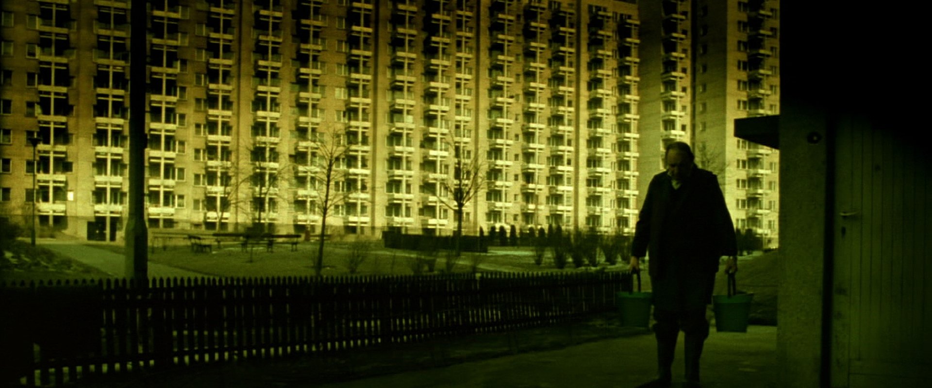 Dekalog dizisi için arka plan görseli