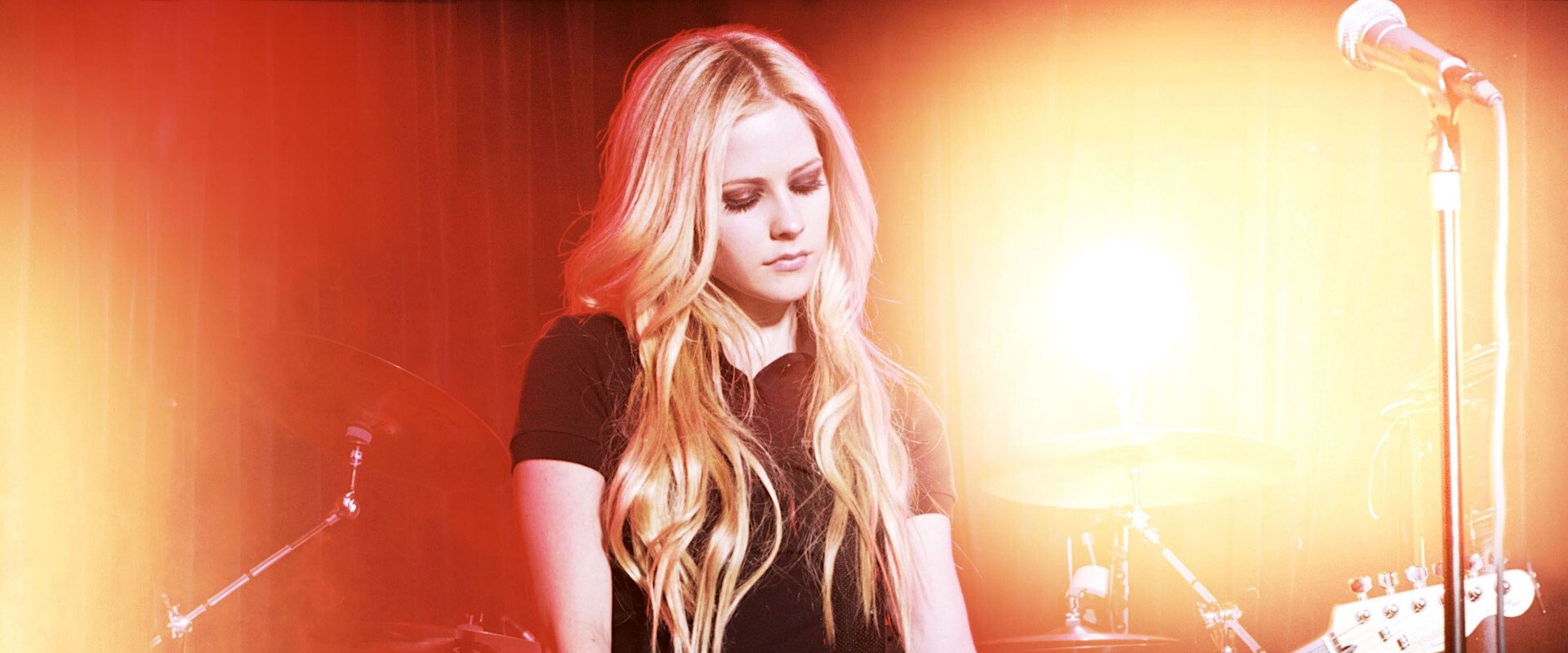 Avril Lavigne: The Best Damn Tour - Live in Toronto