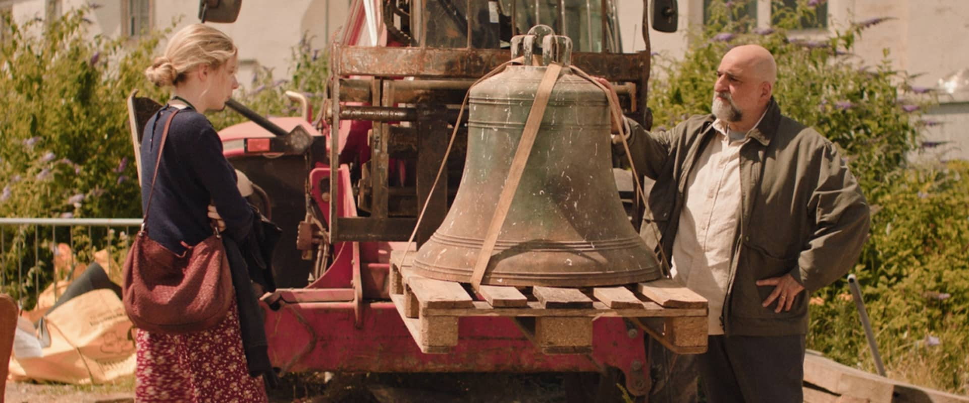 About A Bell's banner image