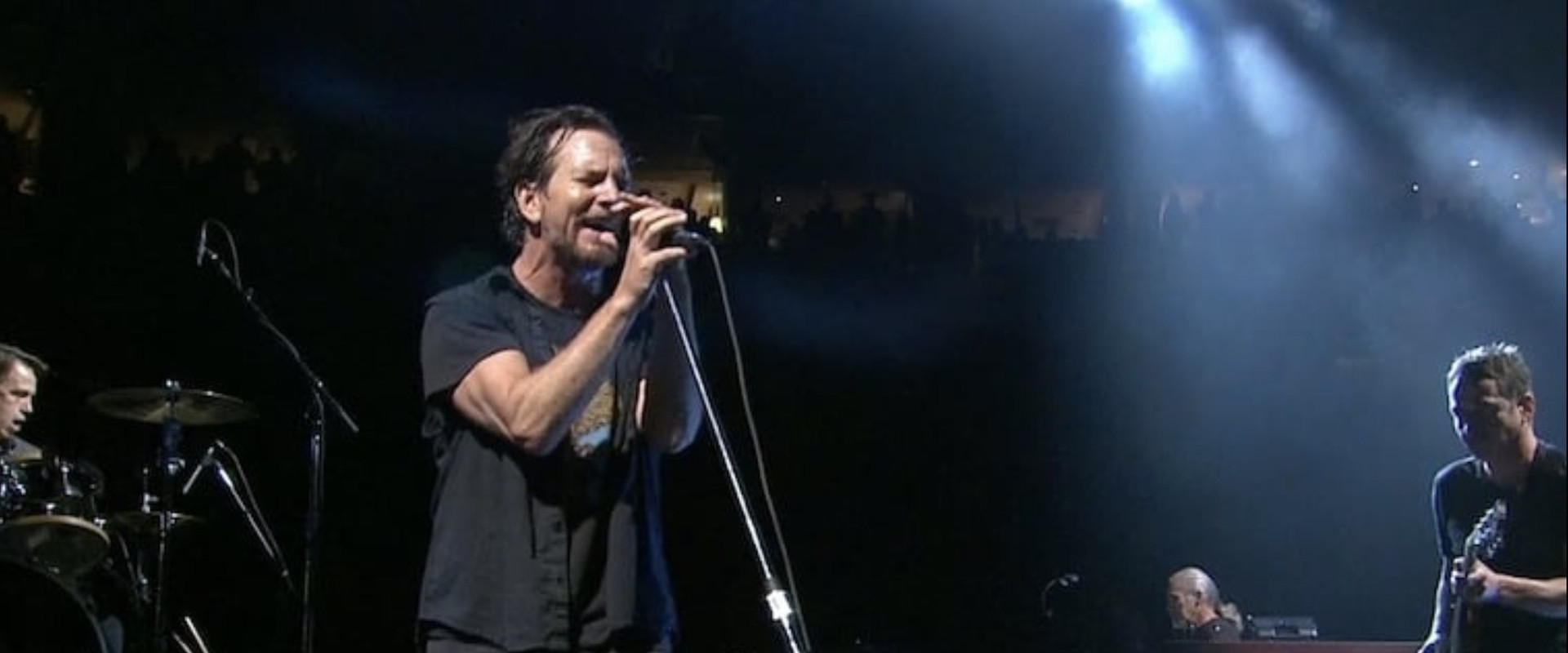 Pearl Jam: Philadelphia 2016's banner image