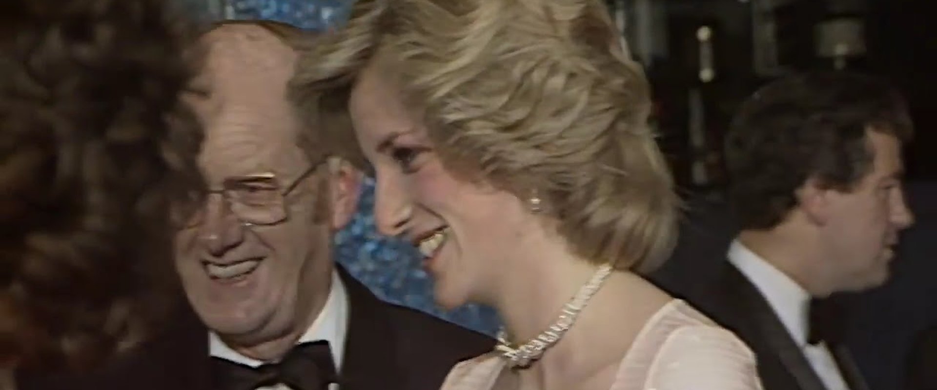 Secrets of Diana's Last Royal Christmas: 1991