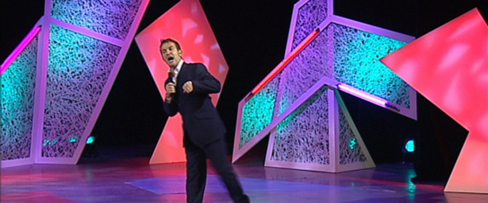Bradley Walsh Live