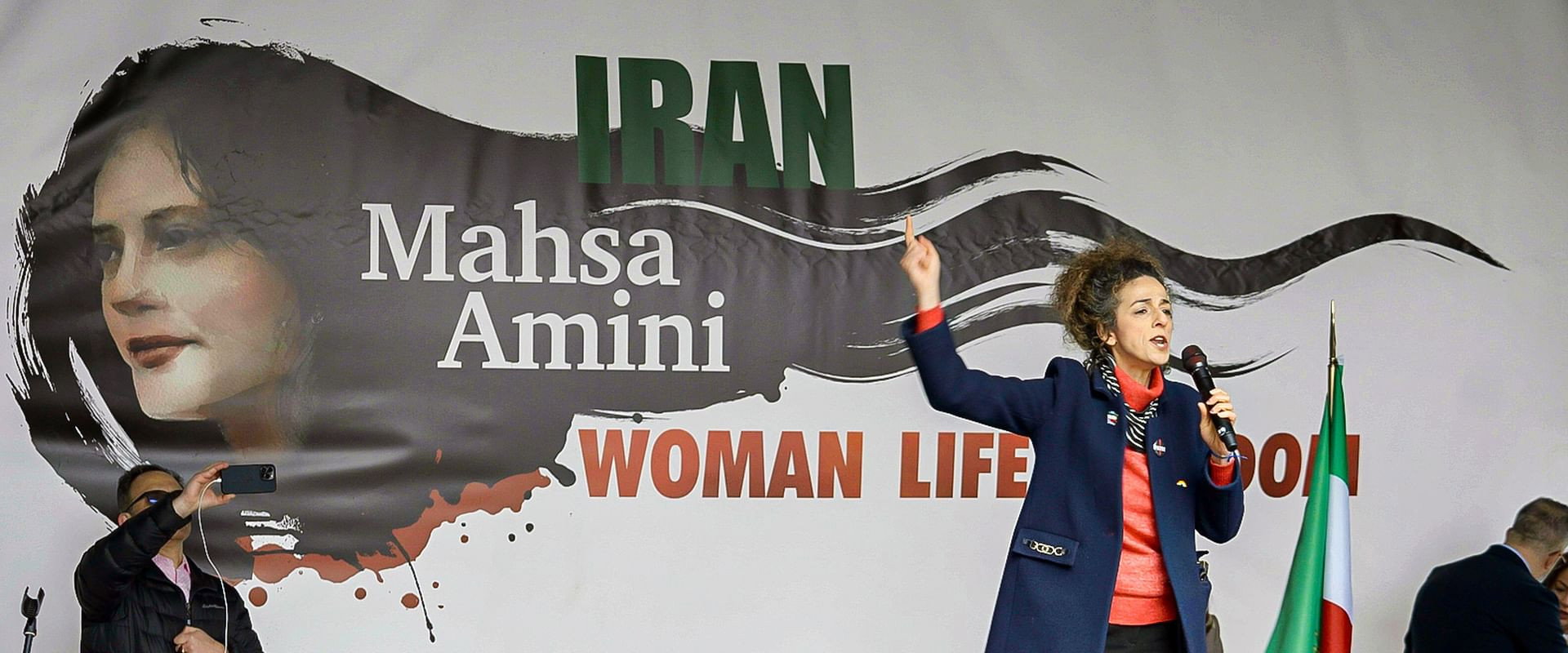 Femme, vie, liberté : Une révolution iranienne