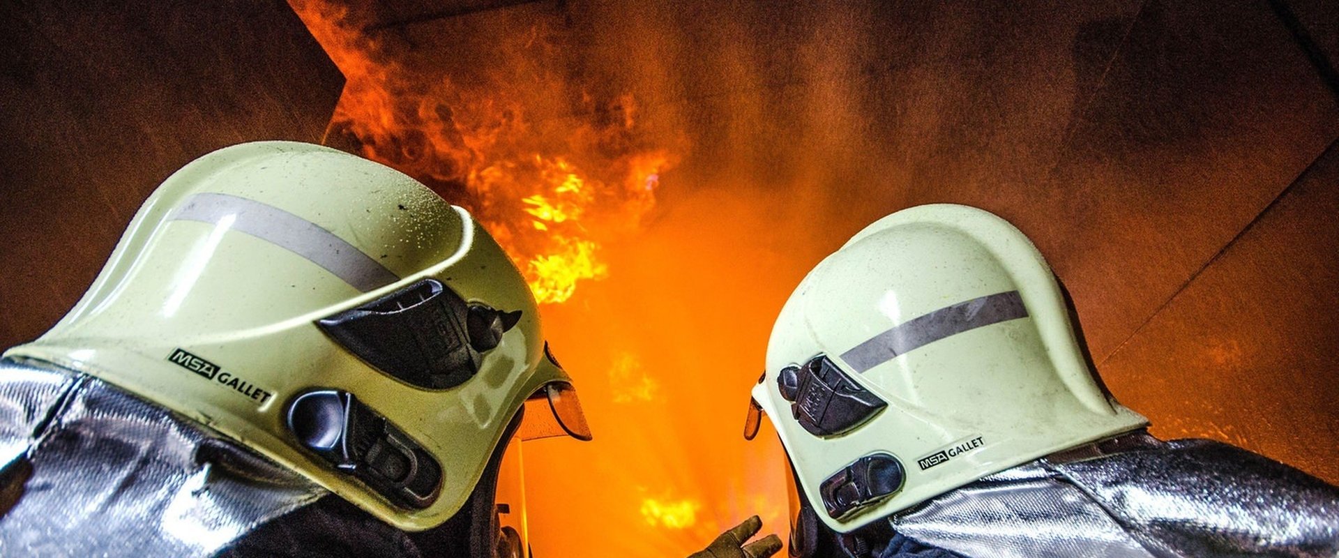 Feuer & Flamme – Mit Feuerwehrmännern im Einsatz