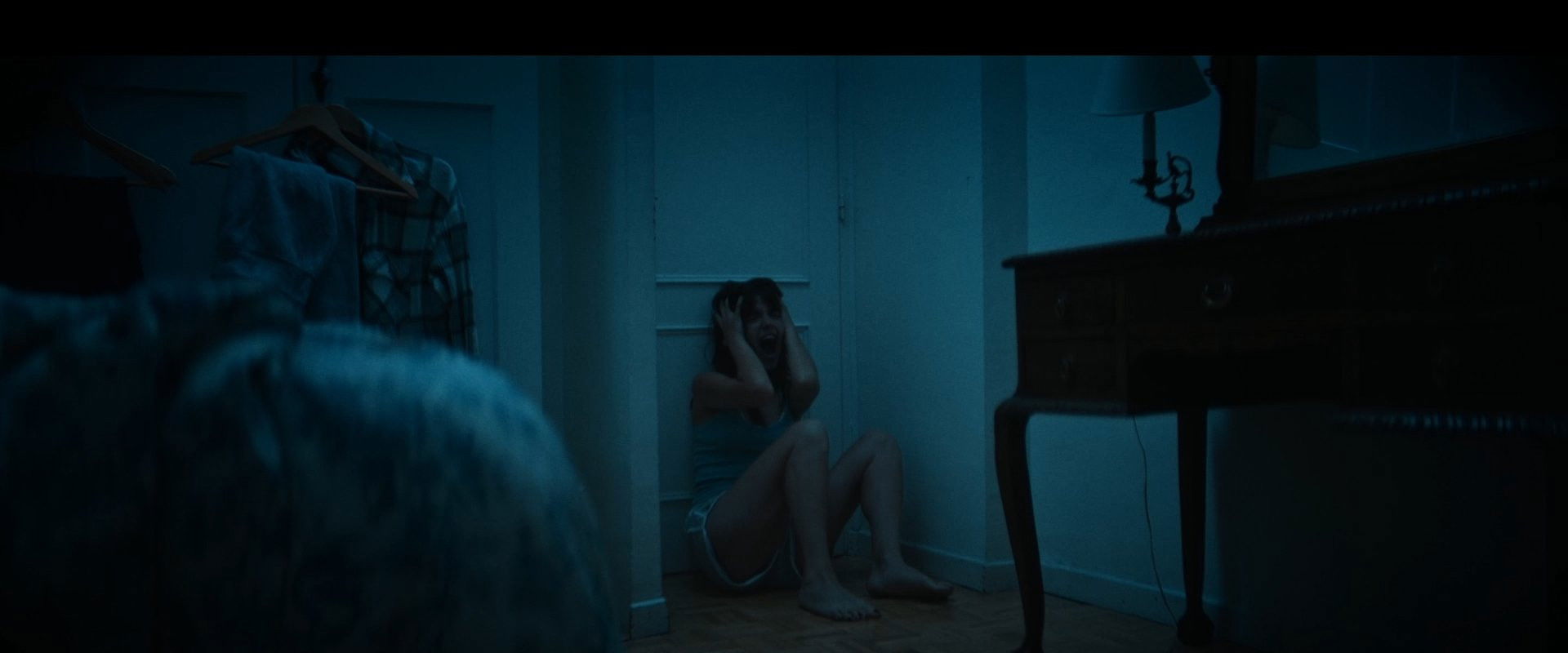 Don't switch on the light's banner image