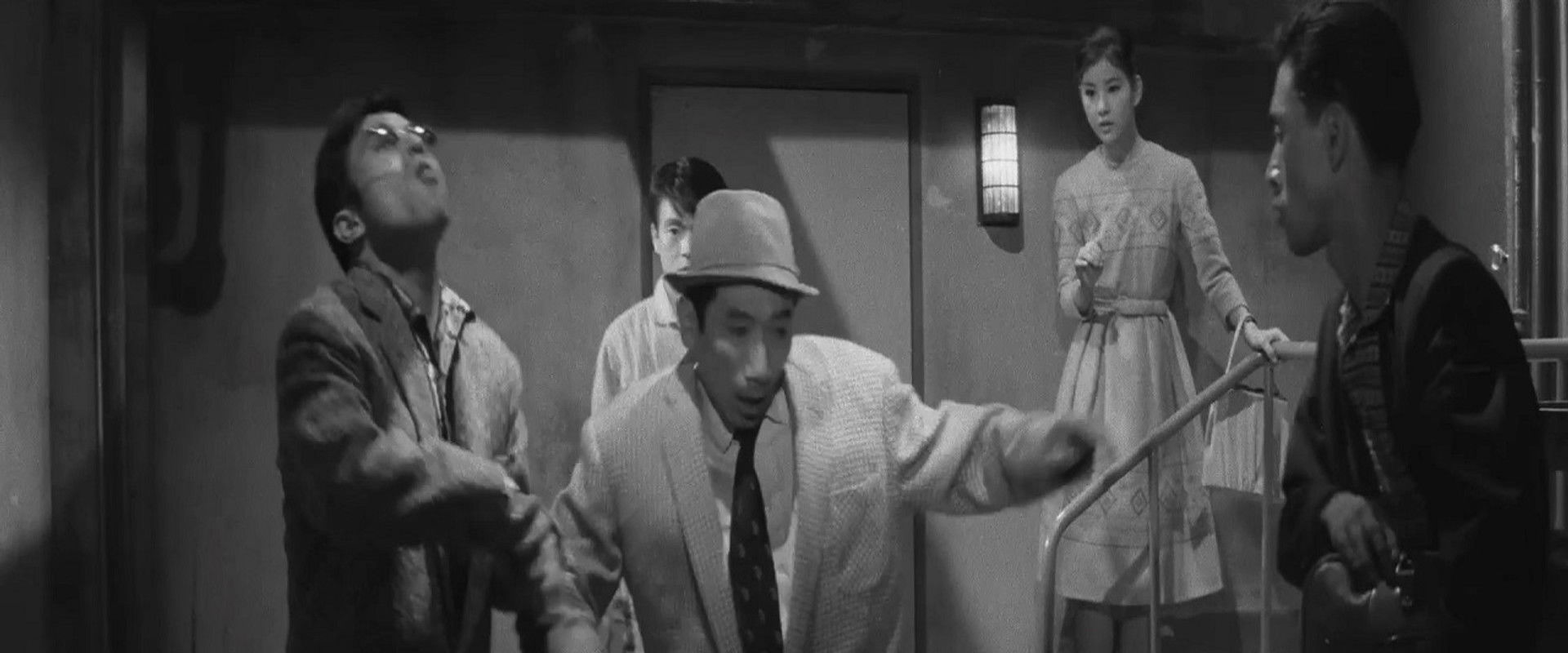 An Angel is Chasing Me's banner image