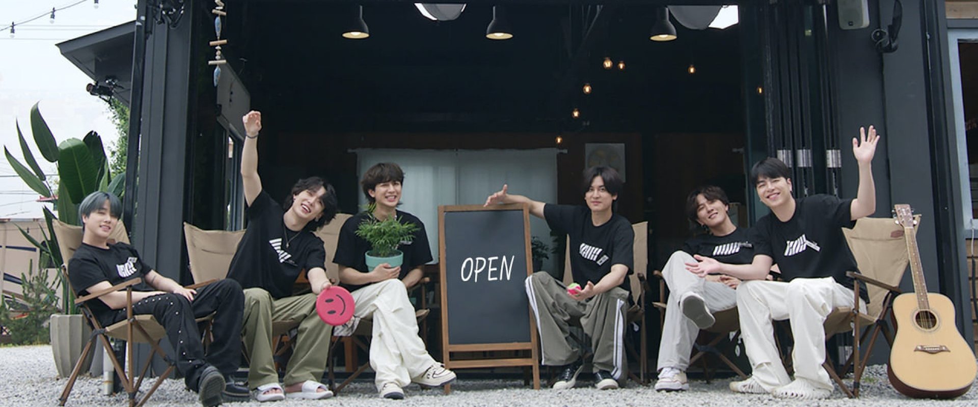 Holiday Staff: iKON's The DreamPing