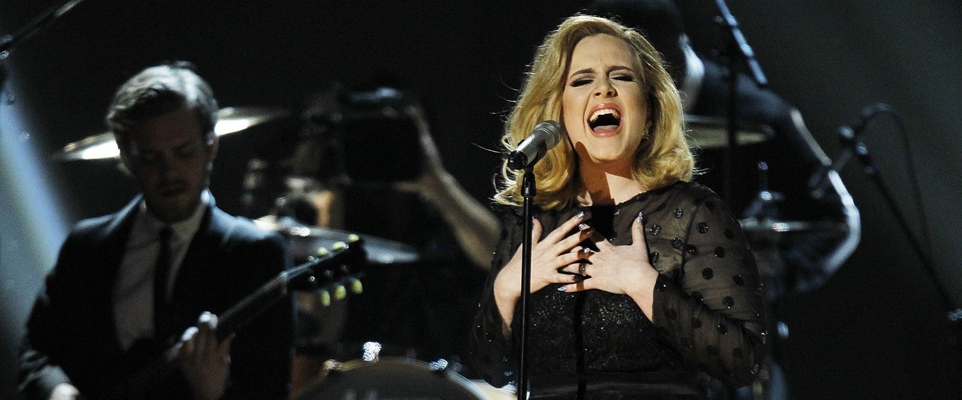 Adele - Live At The Royal Albert Hall