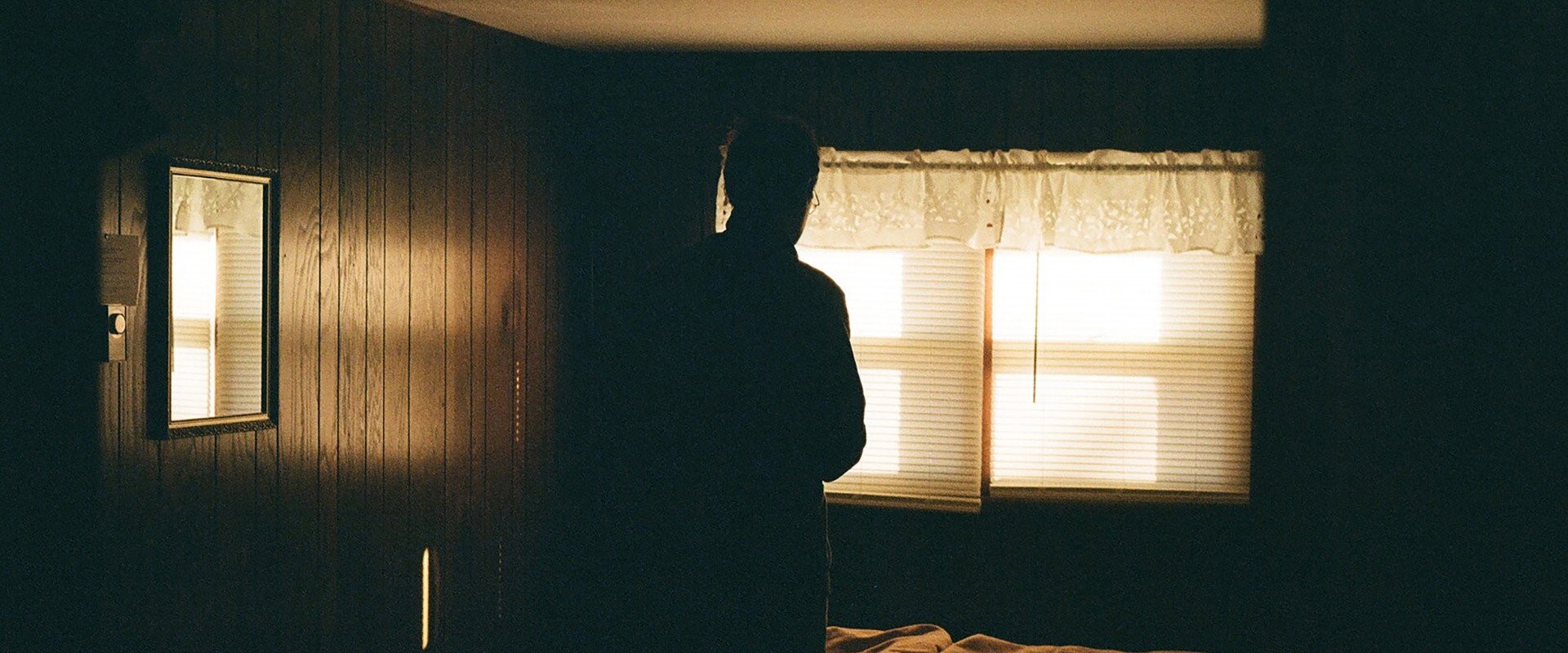 So Fades the Light — imagen panoramica