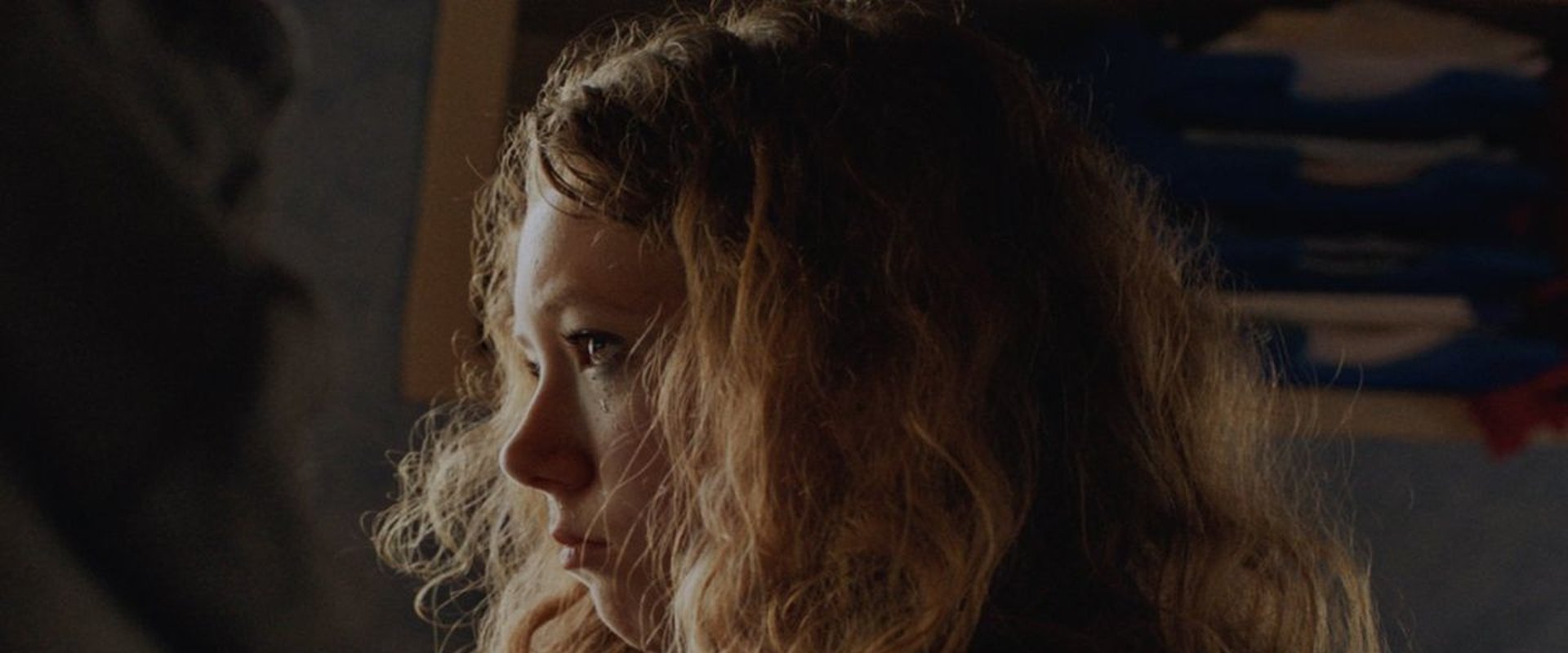 Vind die domme trut en gooi haar in de rivier