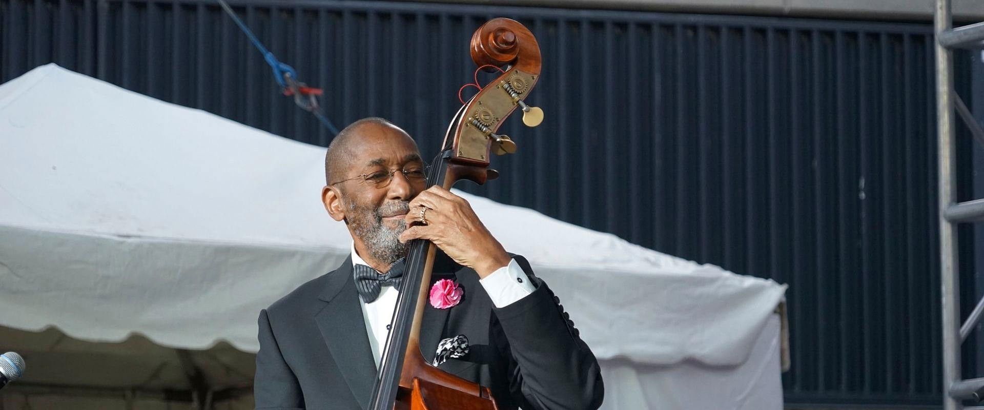 Ron Carter: Finding the Right Notes's banner image