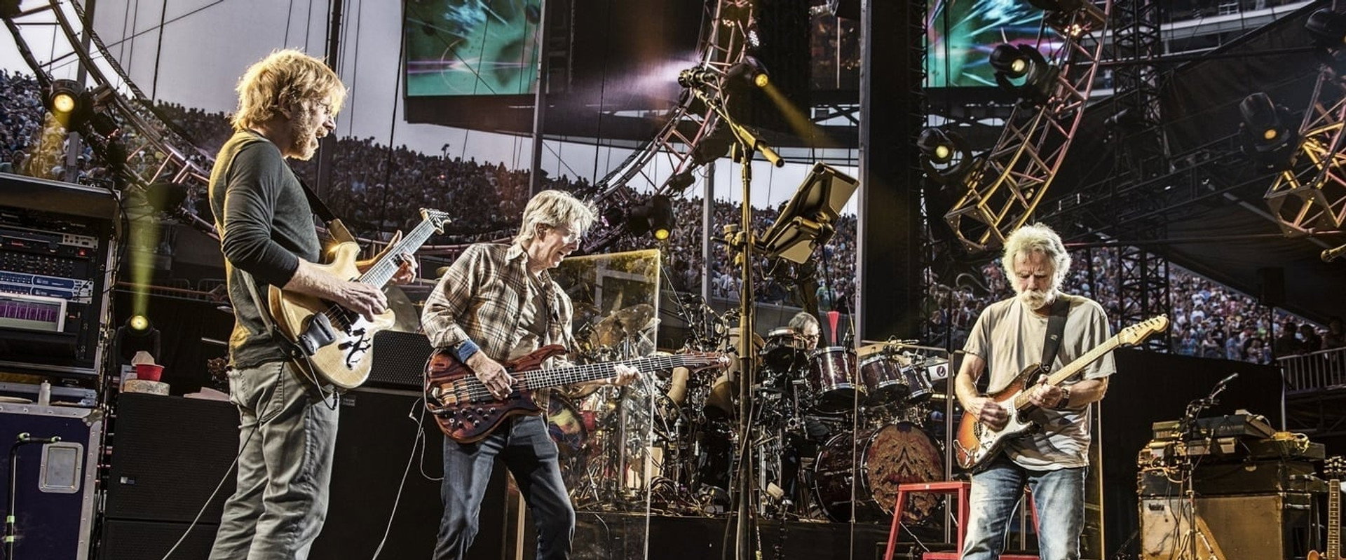 Grateful Dead: Fare Thee Well - 50 Years of Grateful Dead (Chicago)'s banner image