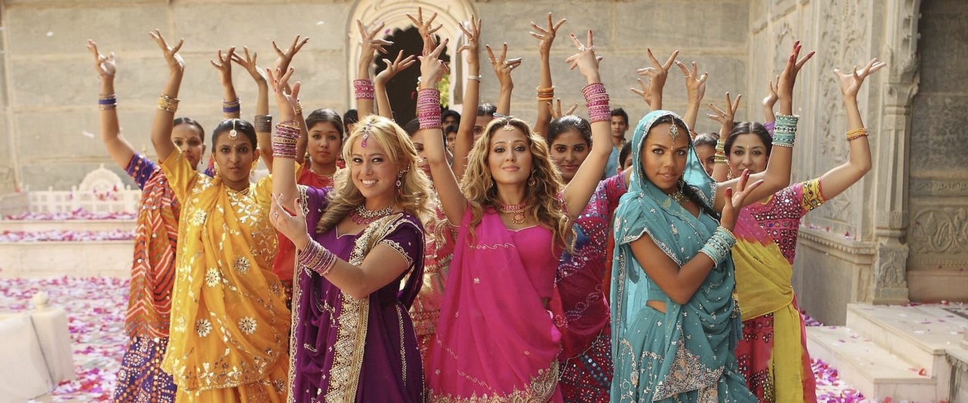 Onde assistir The Cheetah Girls: One World? | StreamHint