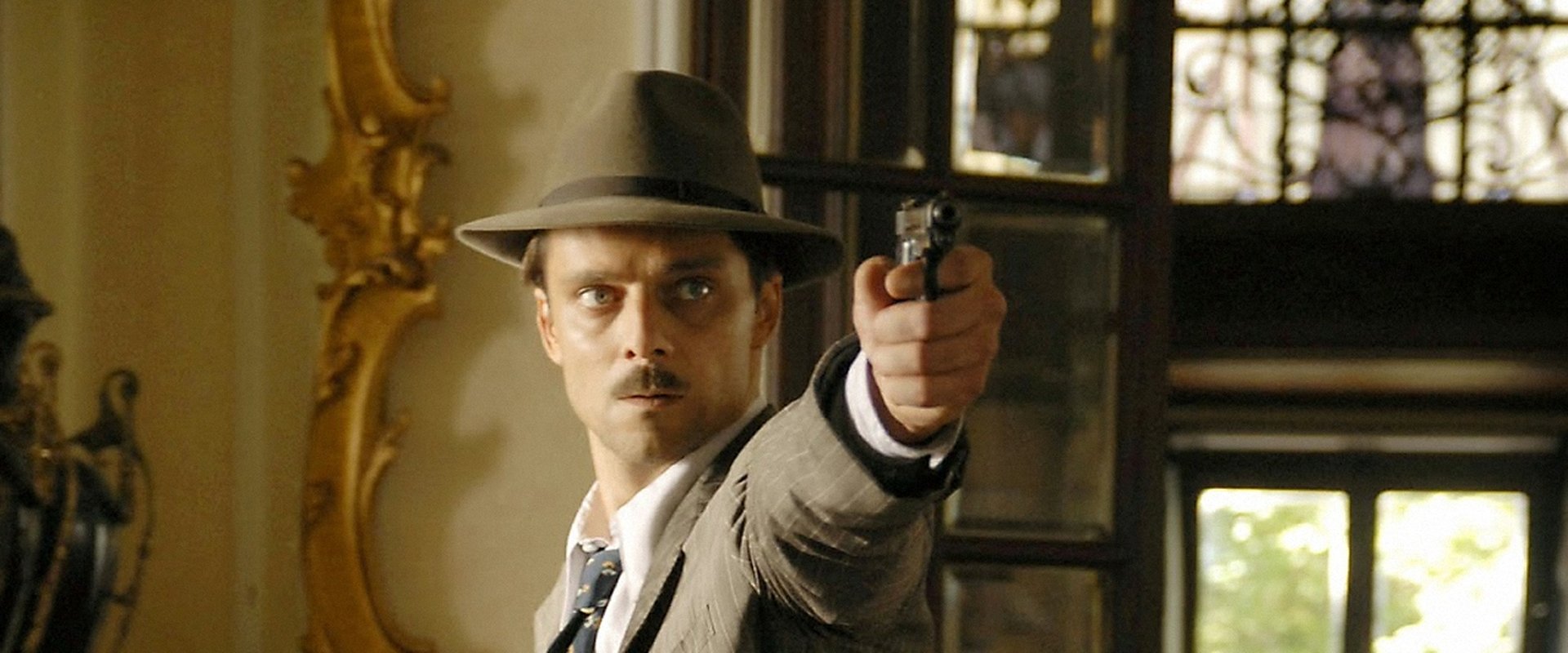 Inspector De Luca