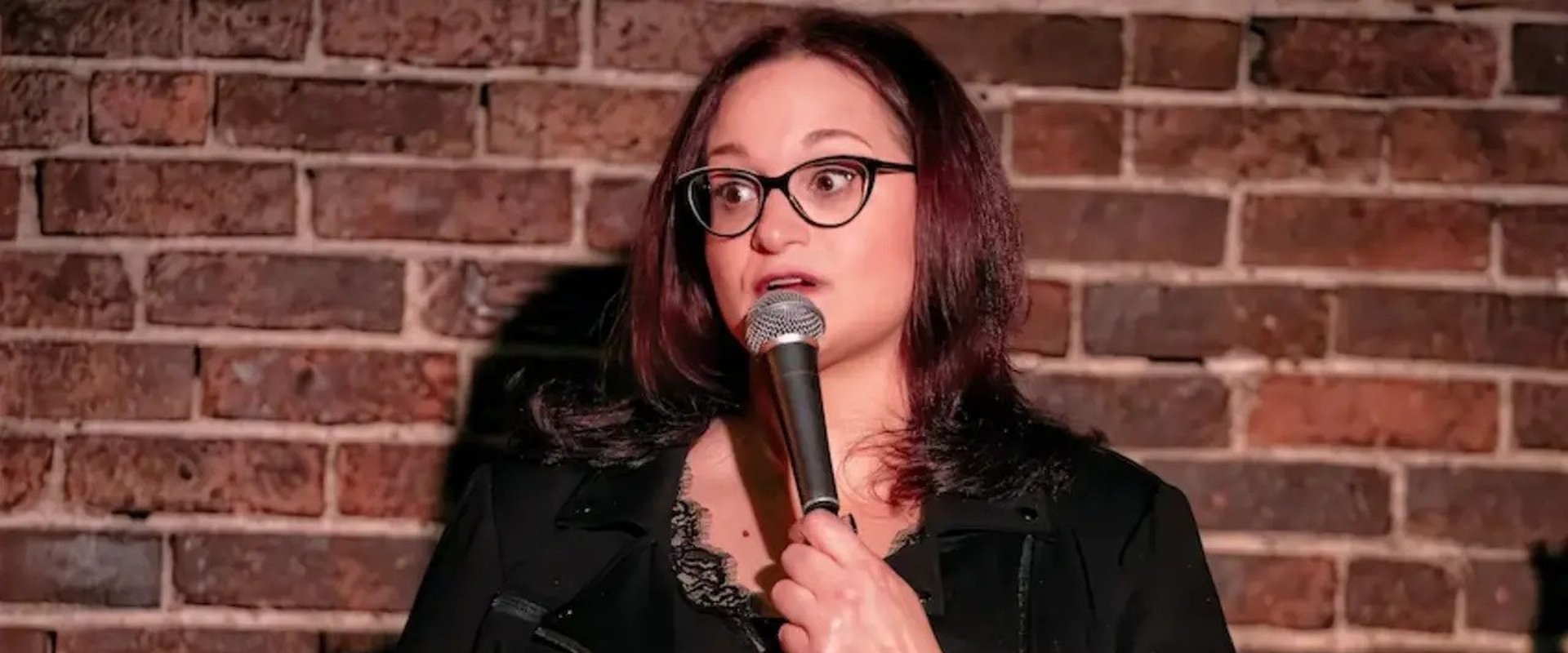 Adrienne Iapalucci: The Dark Queen Watch Party Teleparty