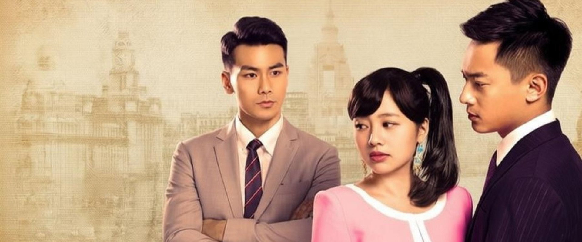 戴流苏耳环的少女