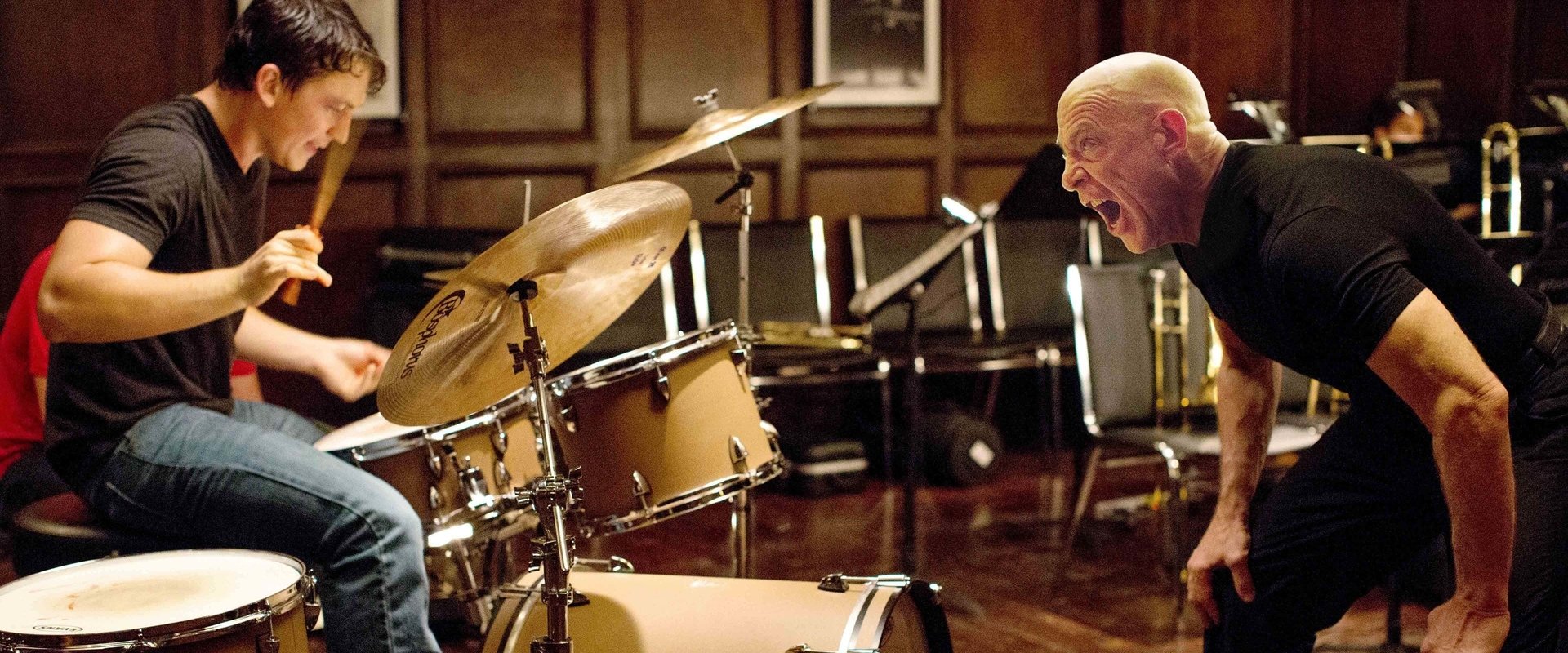 Whiplash filmi için arka plan görseli