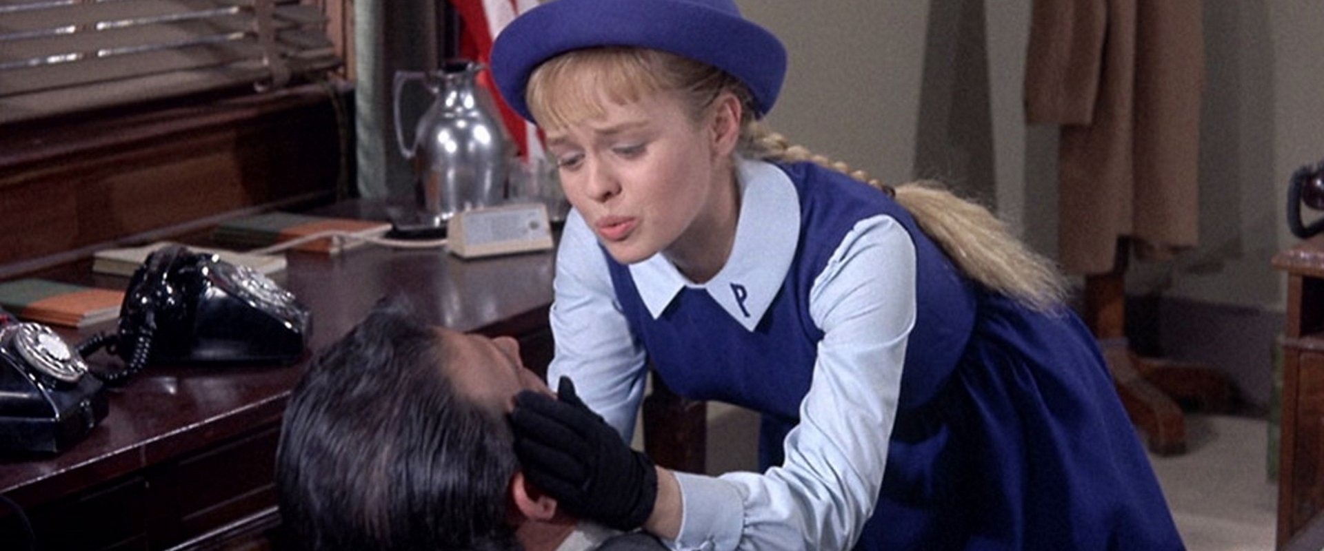 13 Frightened Girls