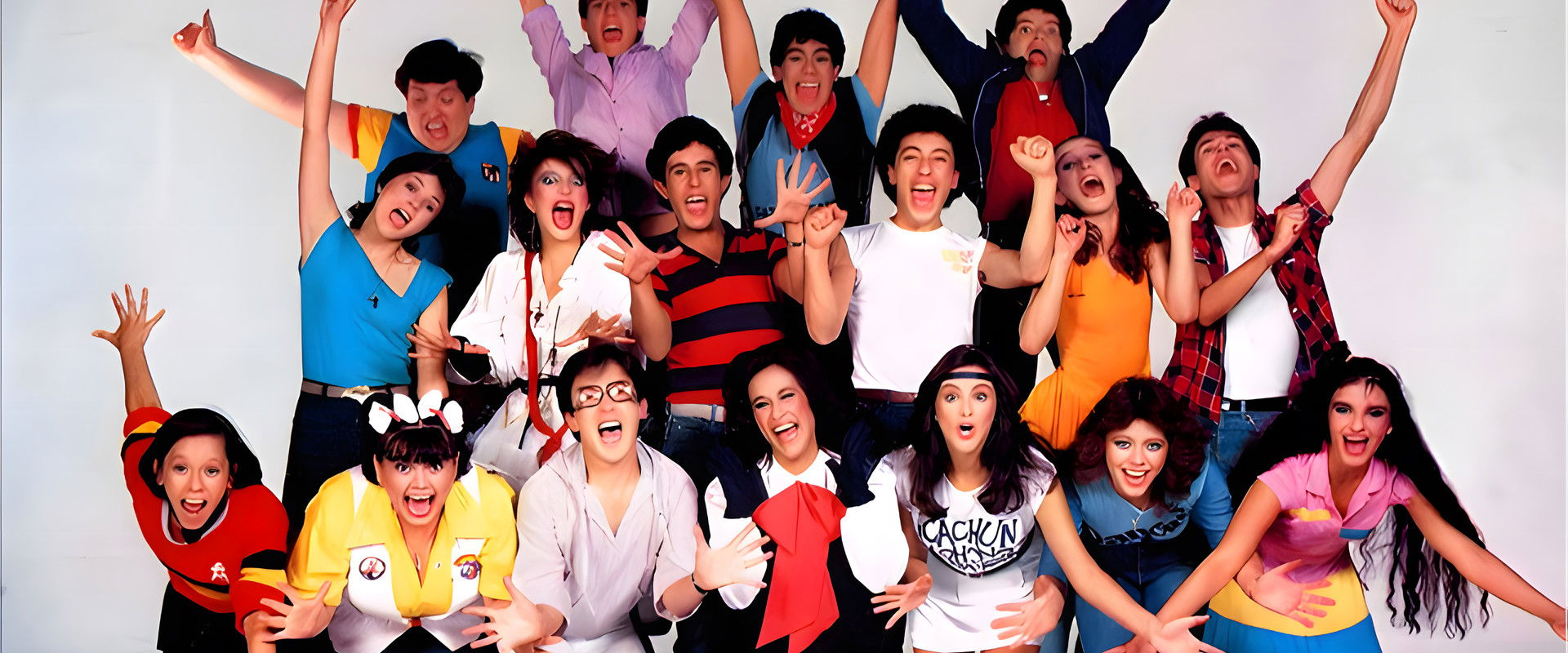 ¡¡Cachún Cachún Ra-Ra!! (Una loca, loca, preparatoria)'s banner image