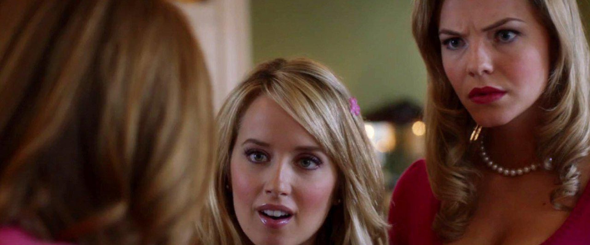 Alexis Knapp So Undercover Alexis Knapp So Undercover