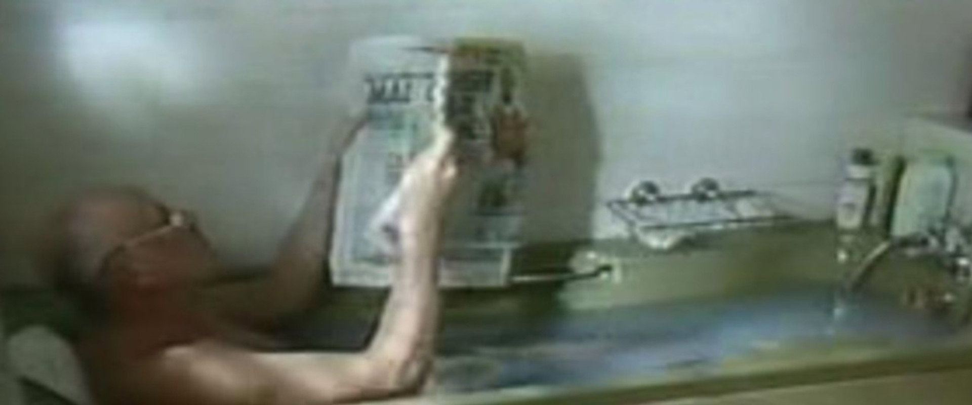 One Foot in the Grave: Victor In The Bath