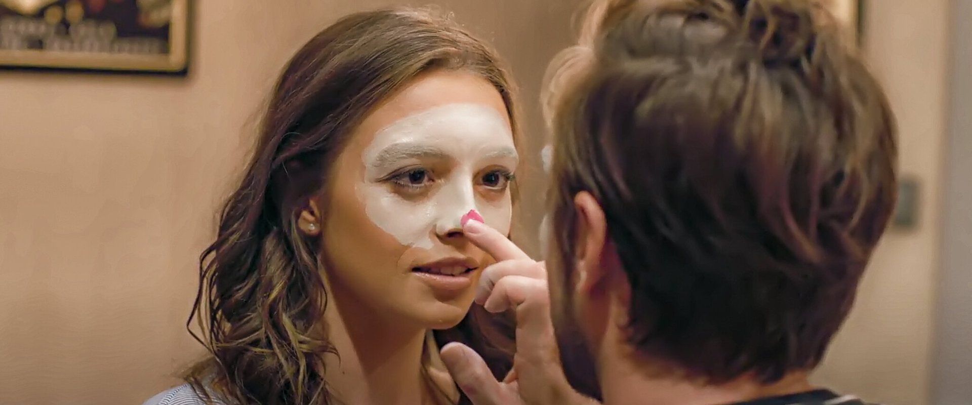 Dünya Hali filmi için arka plan görseli
