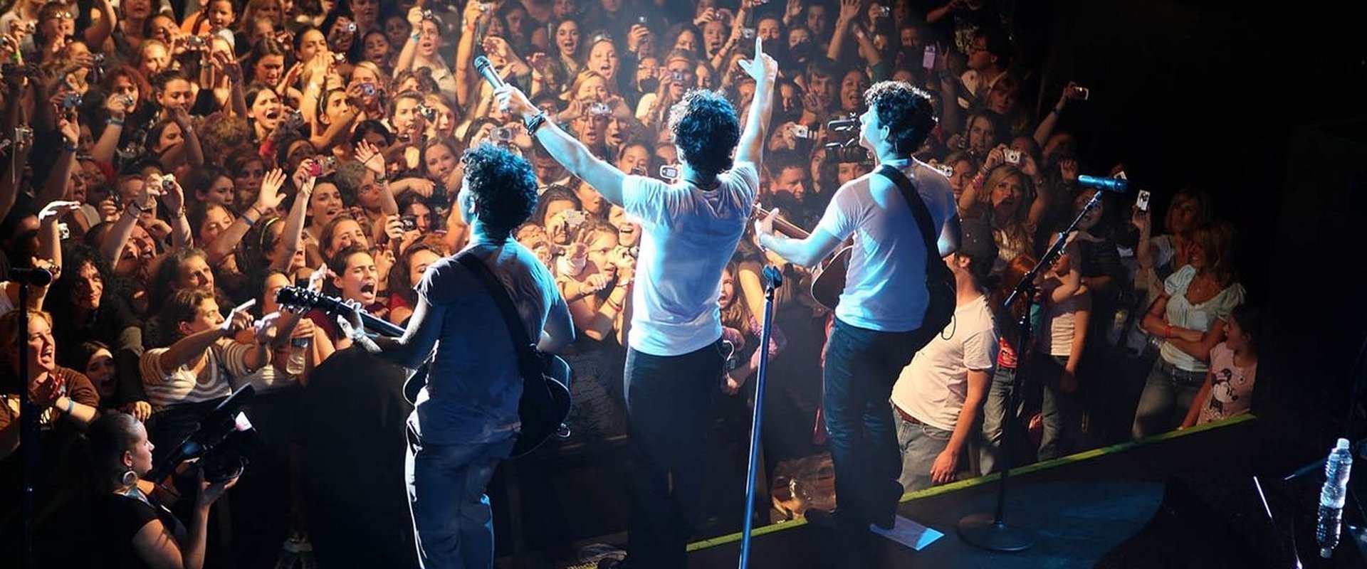 Jonas Brothers: Living the Dream