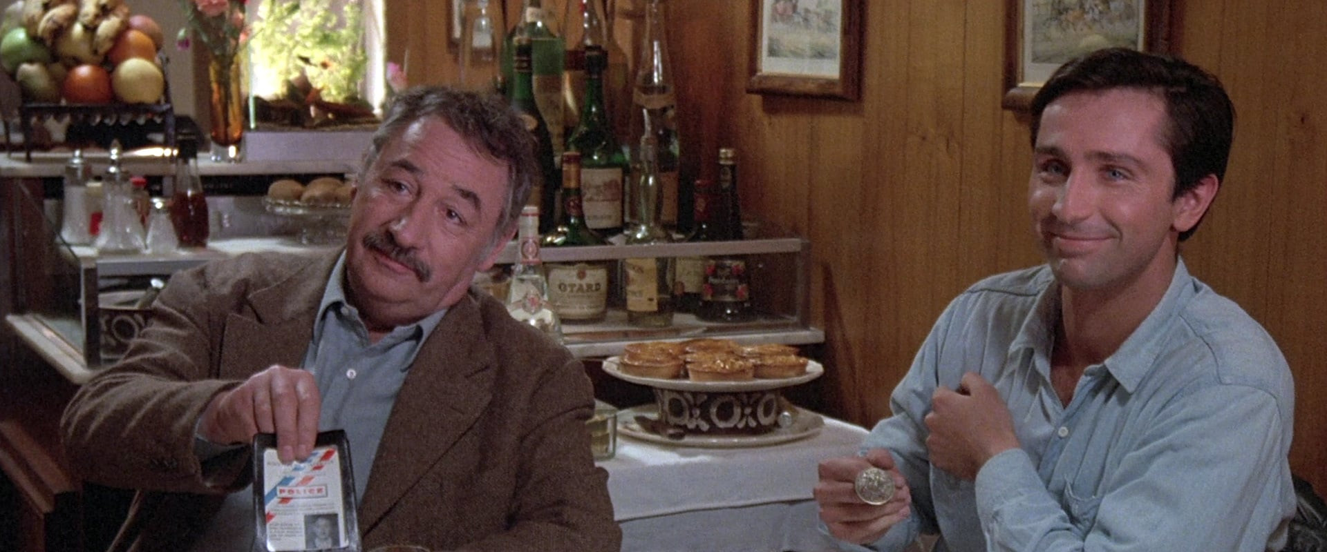 Los locos defensores de la ley