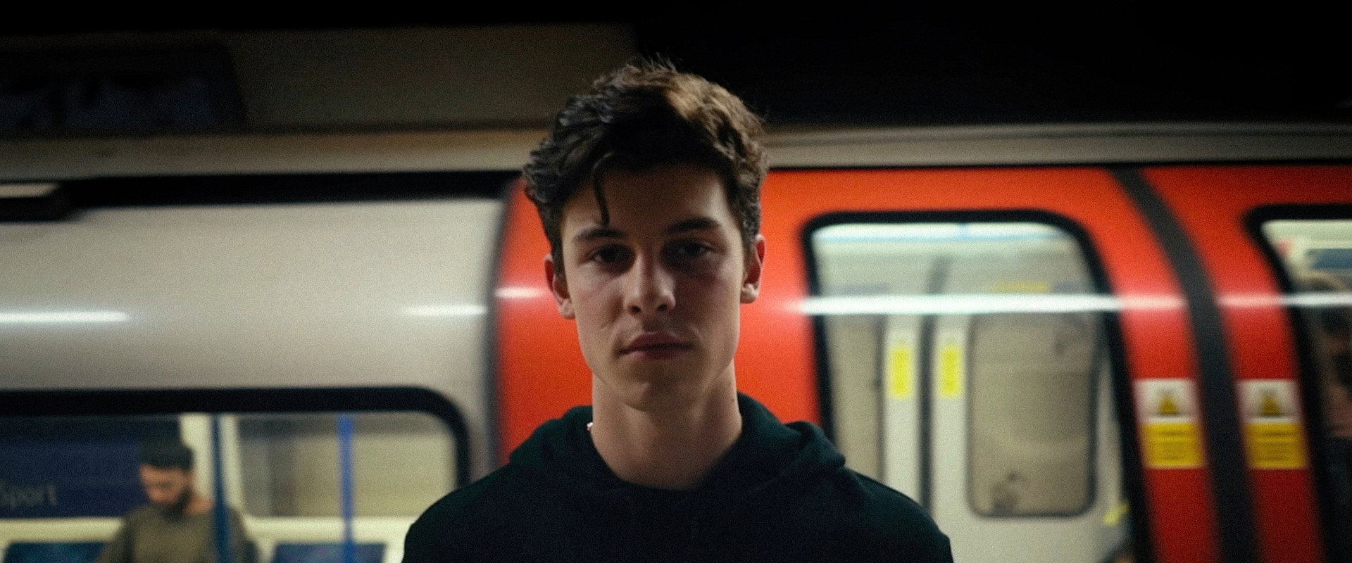 Shawn Mendes: Artist Spotlight Stories's banner image