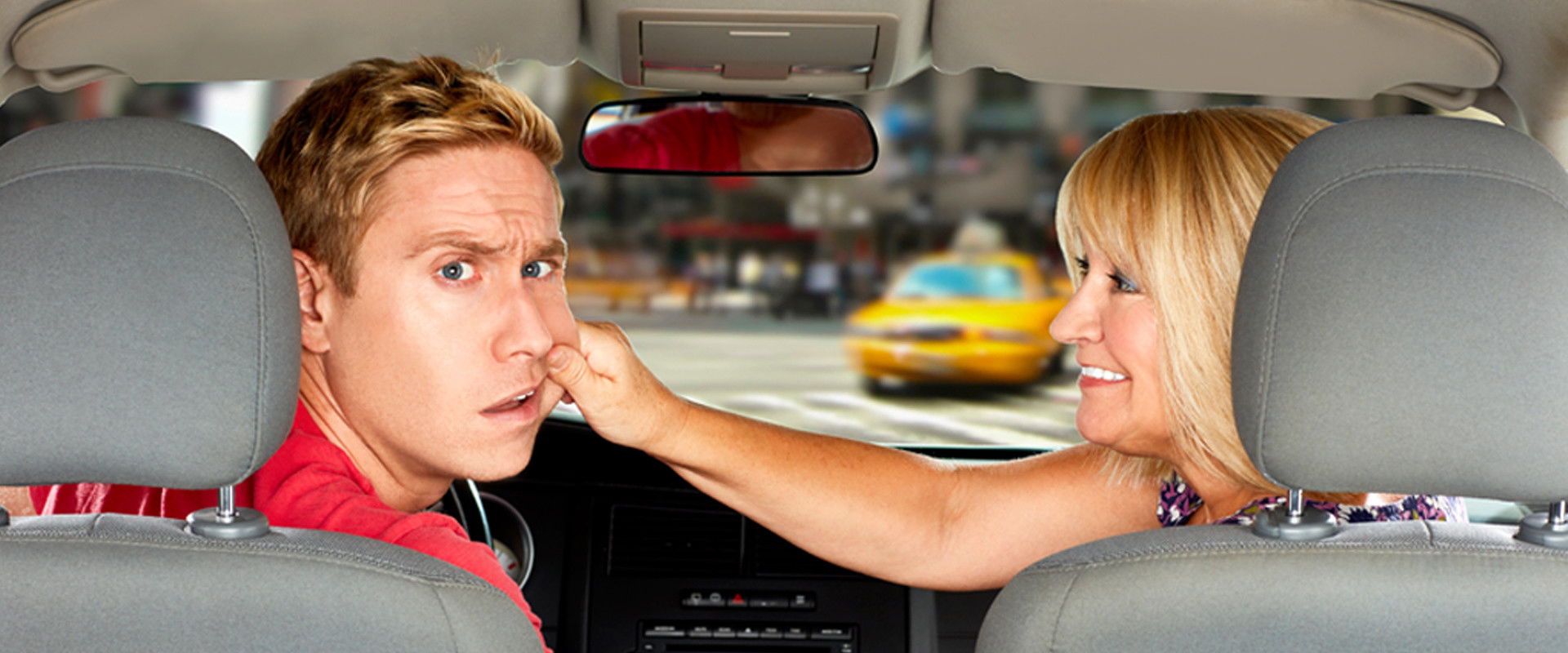 Russell Howard & Mum: Globetrotters