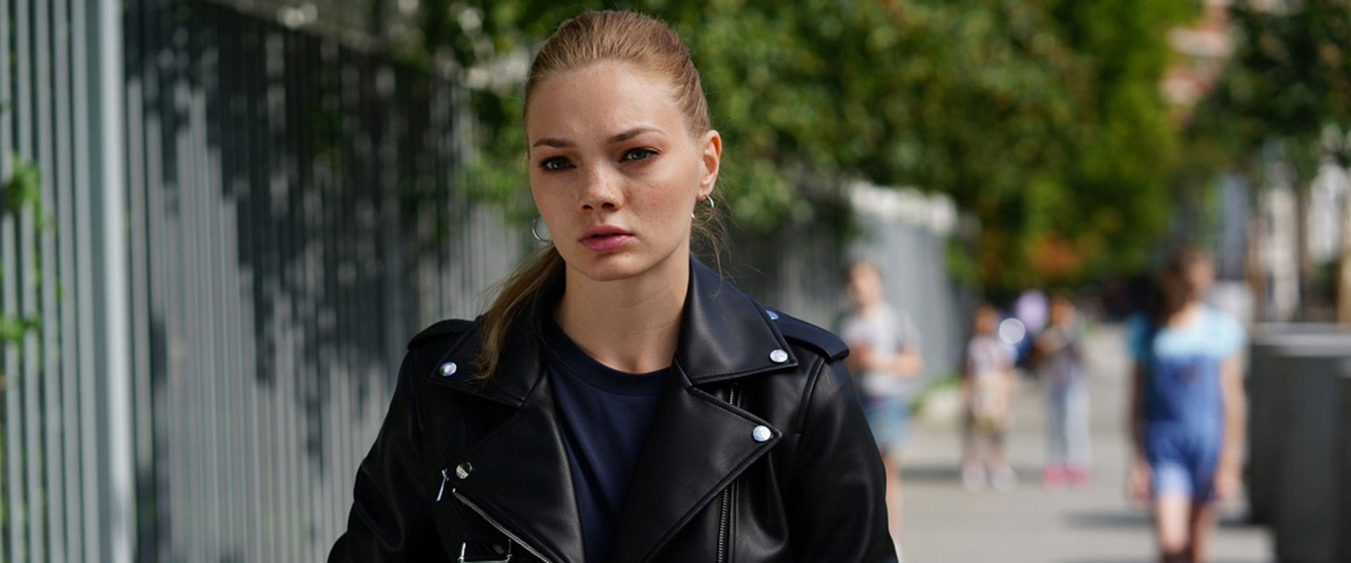 The Queen's banner image