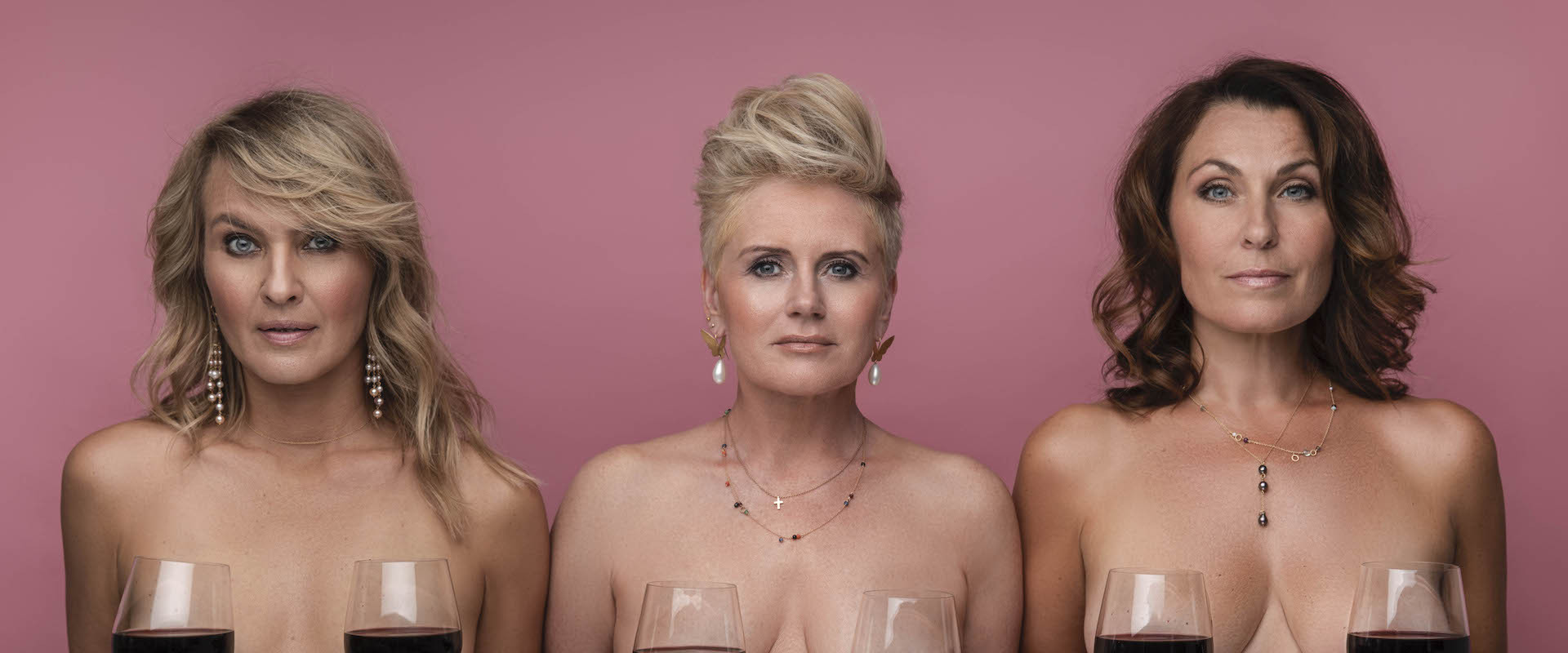 City singler - Gammel vin på nye tasker's banner image