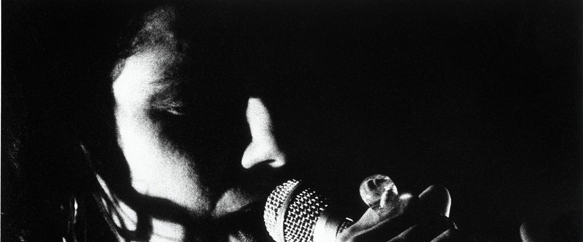 PJ Harvey: Black Sessions, Cabaret Sauvage, Paris France's banner image