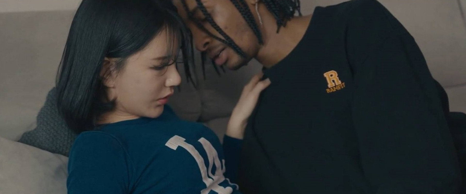 被黑人深深吸引的女朋友