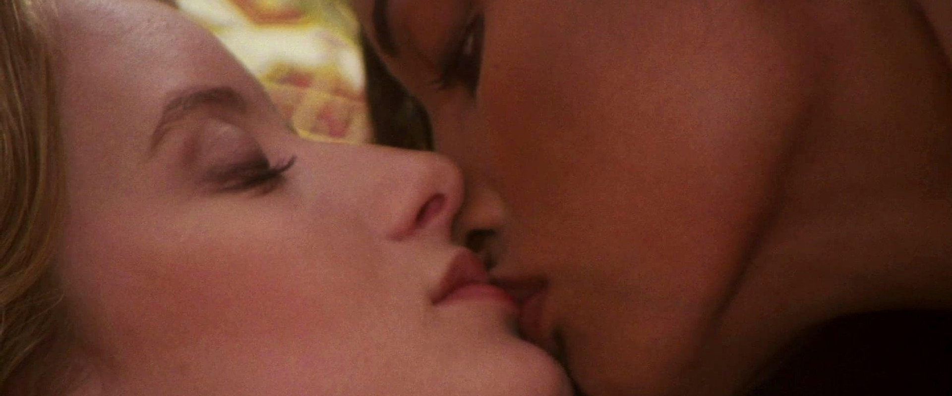 艾曼妞 环游地球