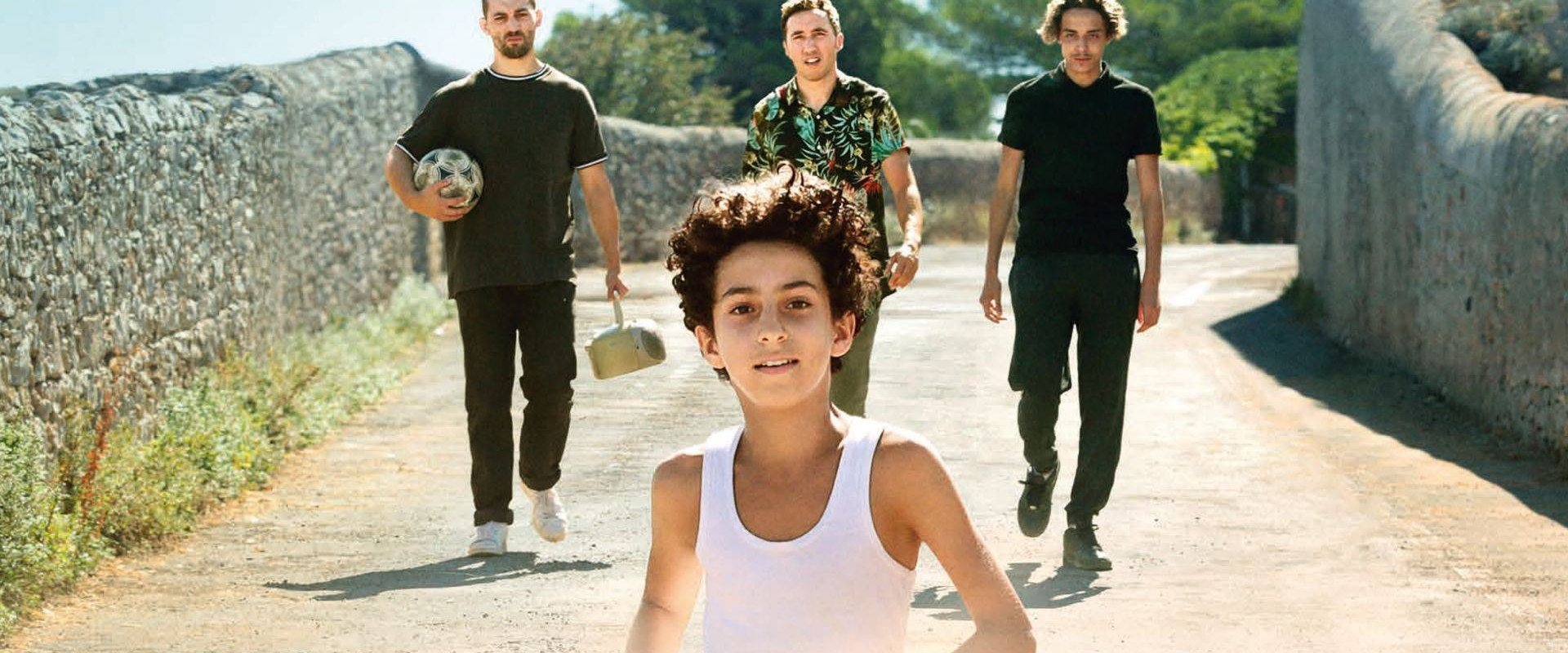 Kardeşlerim ve Ben filmi için arka plan görseli