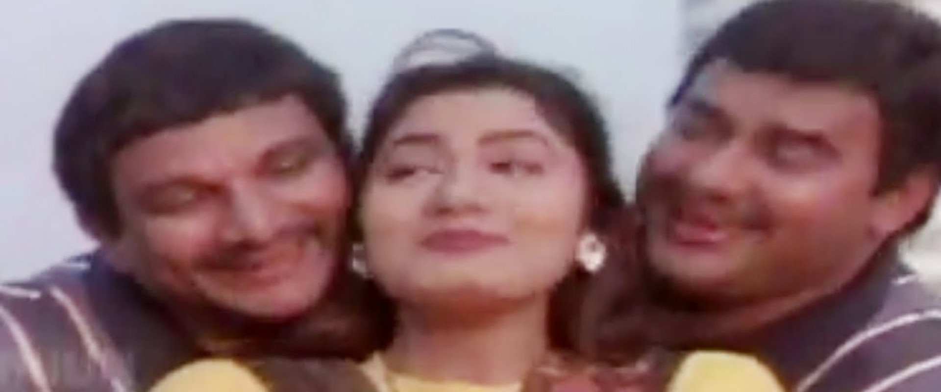 Siamese Irattakal's banner image