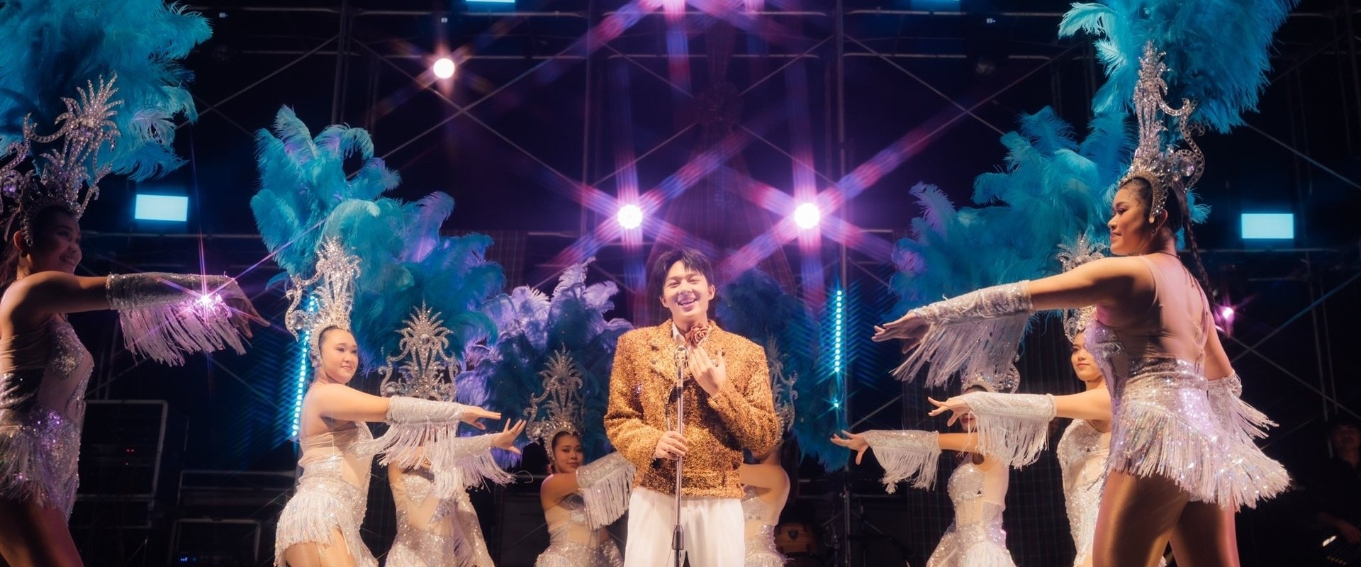 HUG E-Lhee The Musical