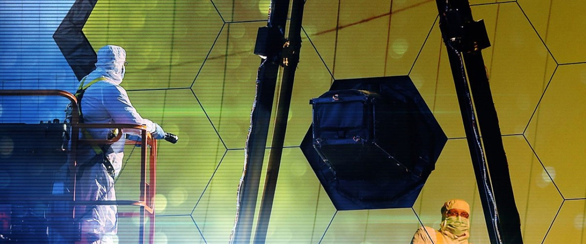 Super Telescope: Mission to the Edge of the Universe's banner image