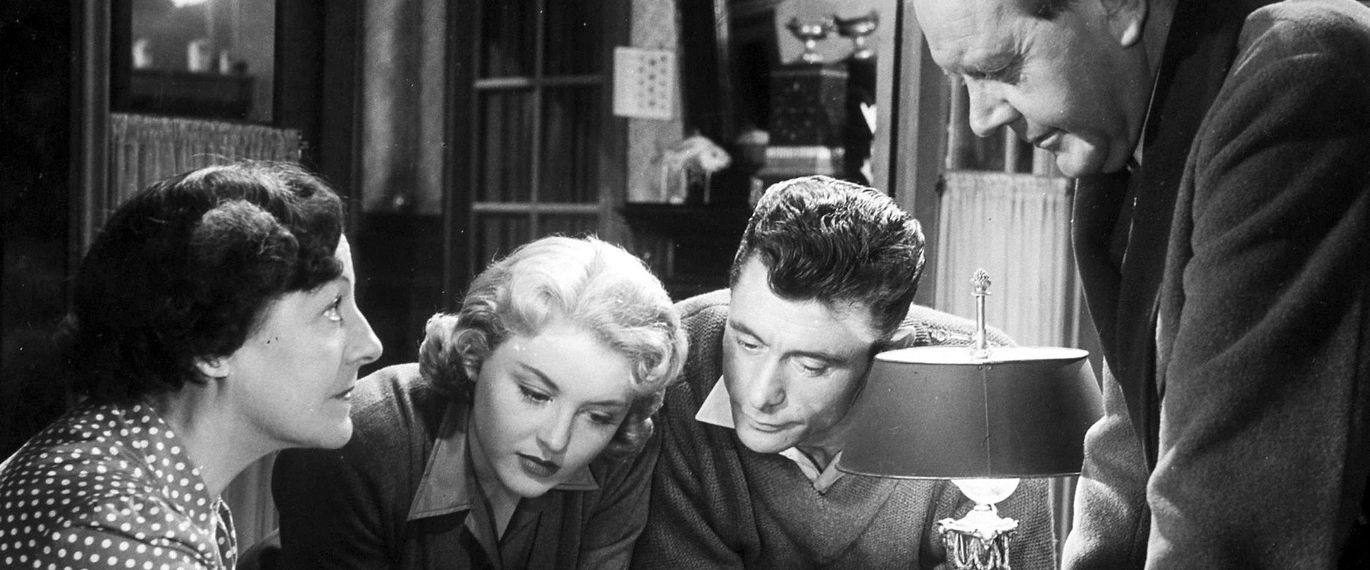 Papa, Mama, the Maid and I's banner image