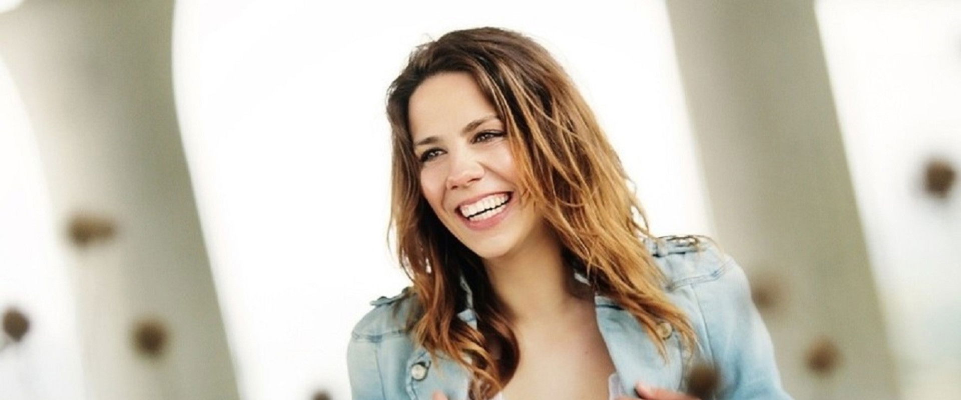 Aneta Langerová – Spousta andělů ...na cestě's banner image