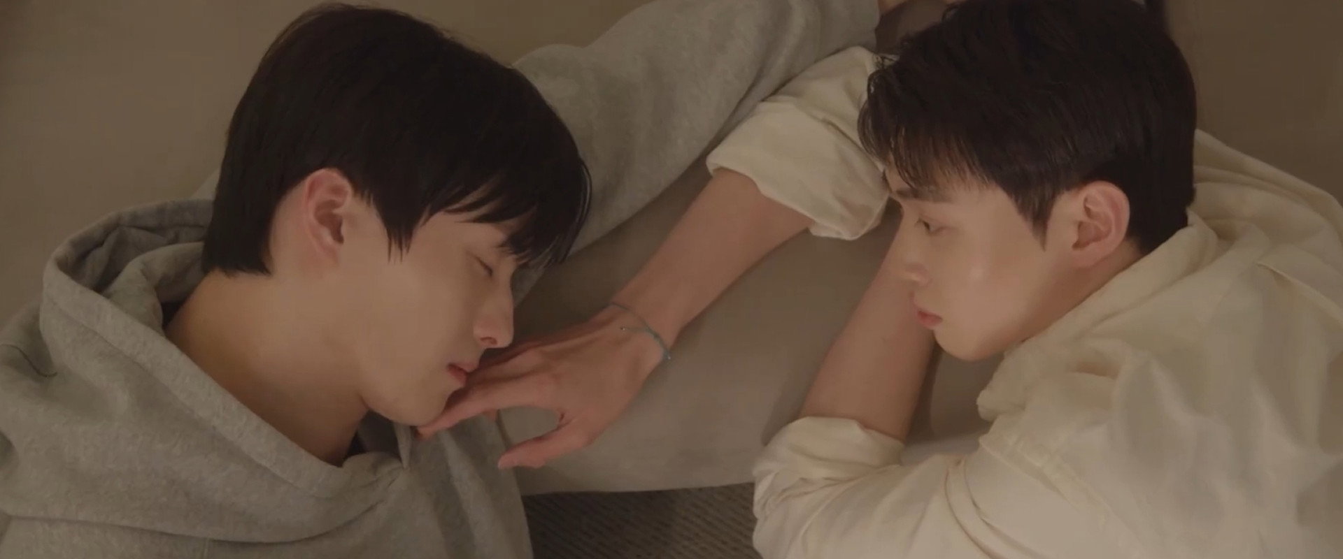 시체 옆에서 고백하지 마세요