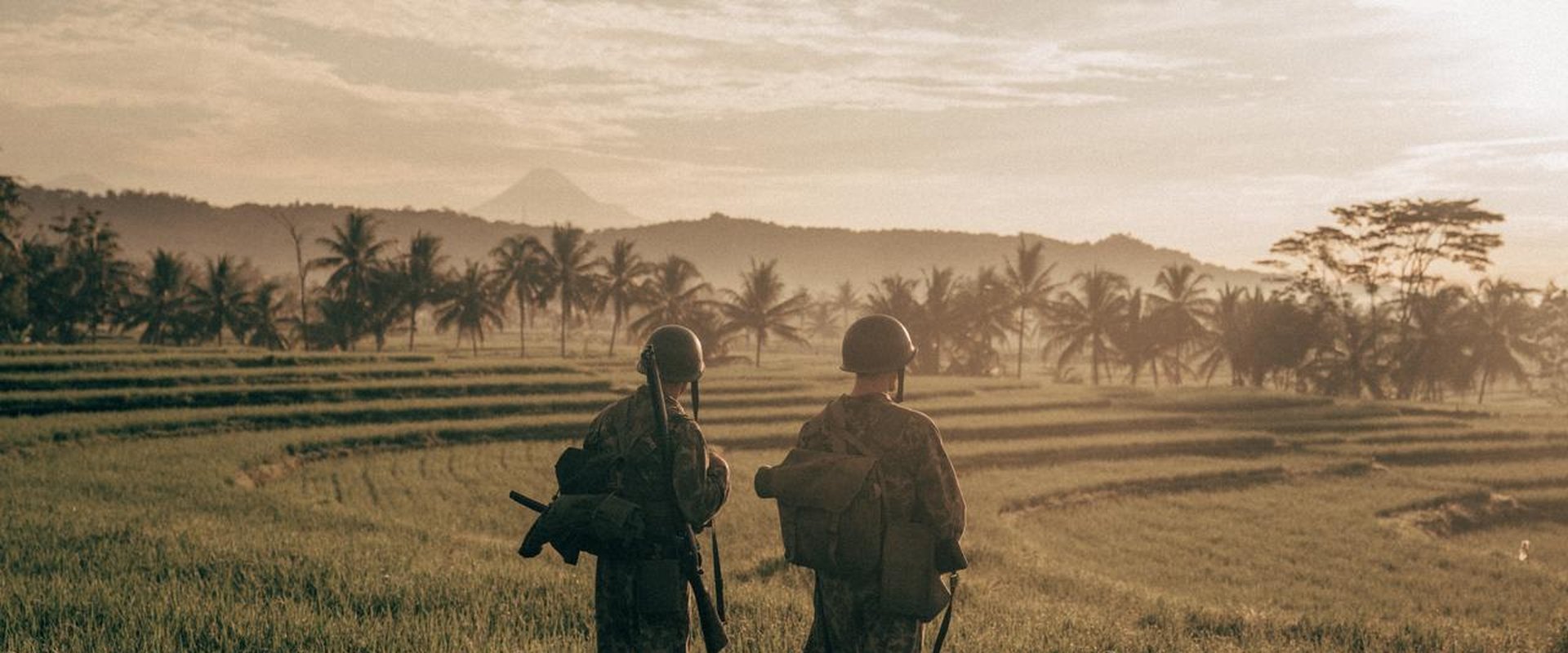 Des soldats et des ombres