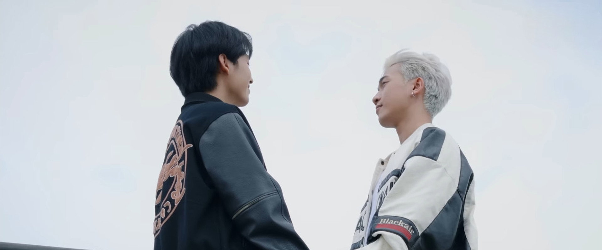 Vì Yêu Mà Chiến