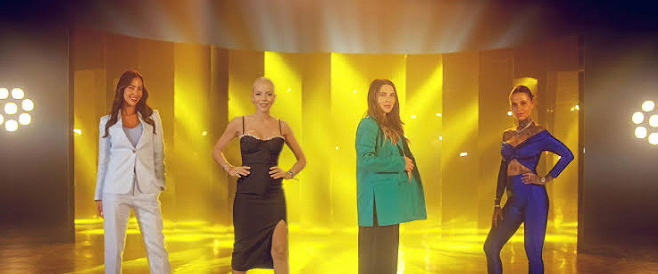 WAGS: Ellas también juegan