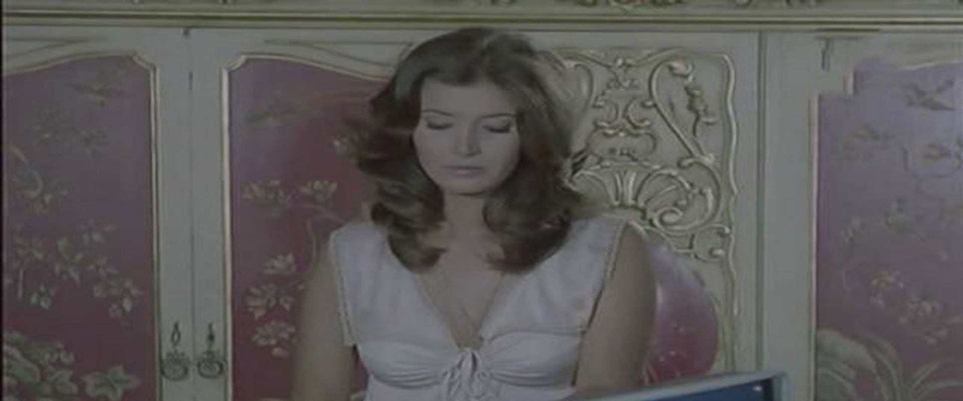 كم أنت حزين أيها الحب's banner image