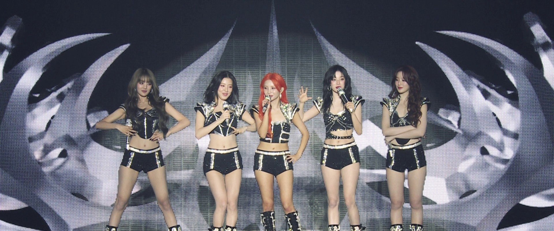 (G)I-DLE - 2024 (G)I-DLE WORLD TOUR [iDOL] IN SEOUL