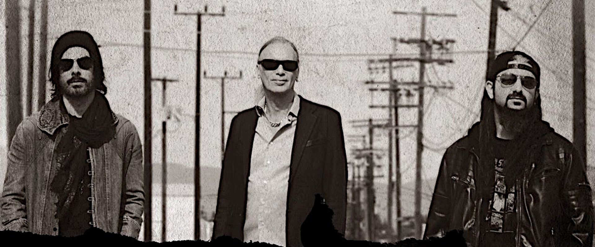 The Winery Dogs - Unleashed in Japan's banner image